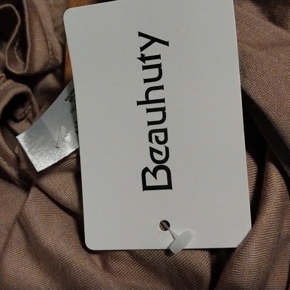 Beauhuty Women's Top Deep V Neck Slim Fitted Long Sleeves T-Shirt  NWT Size M - Picture 9 of 11